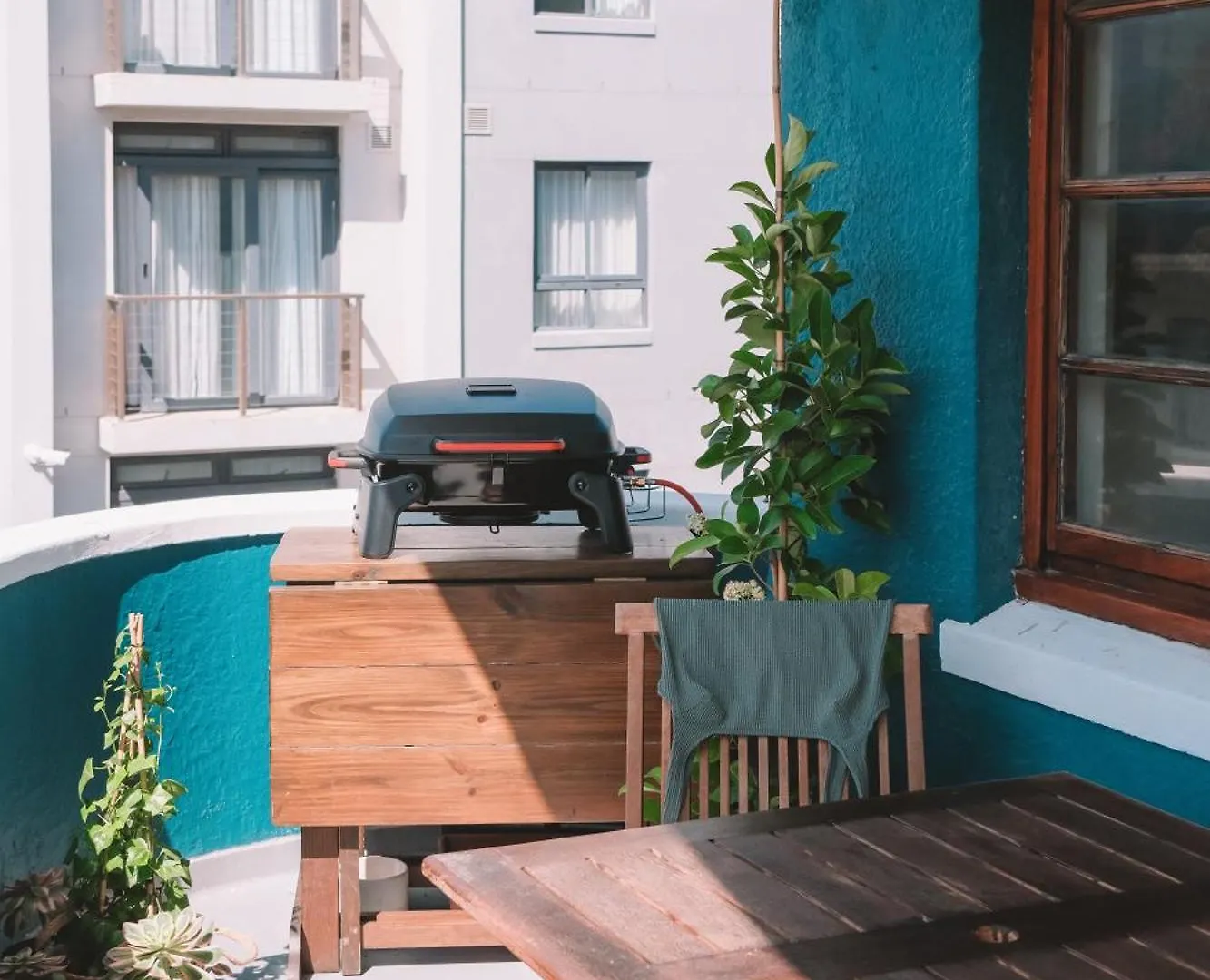 Sonder Surf - Modern Apartment With Ocean View Cape Town